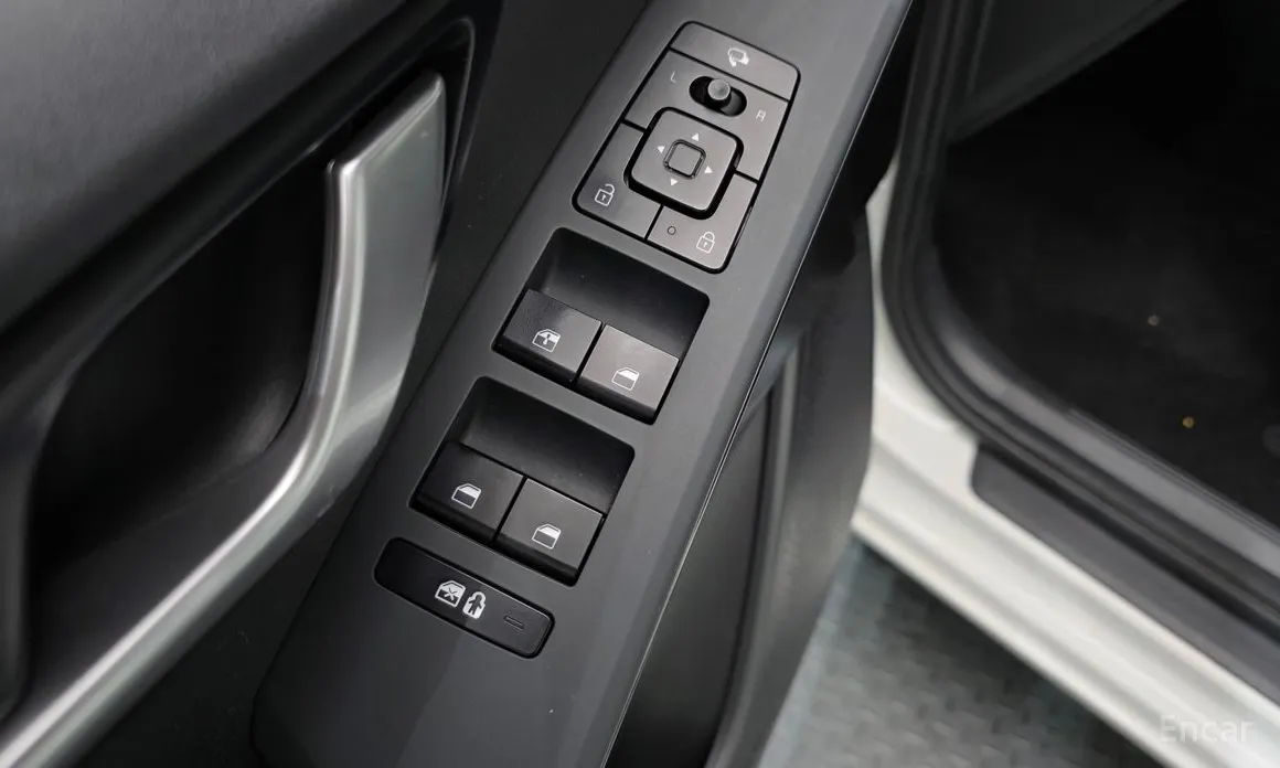 Фото 14 - Kia Niro