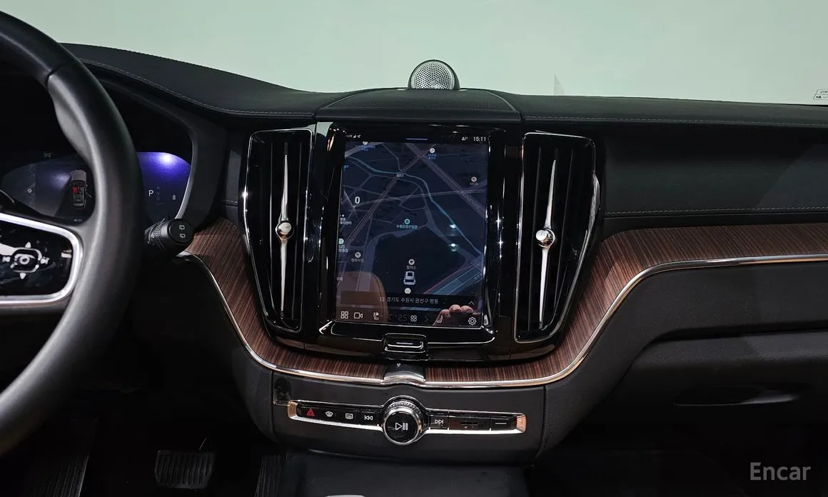 Фото 14 - Volvo XC60