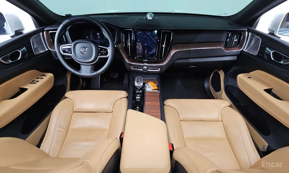 Фото 7 - Volvo XC60