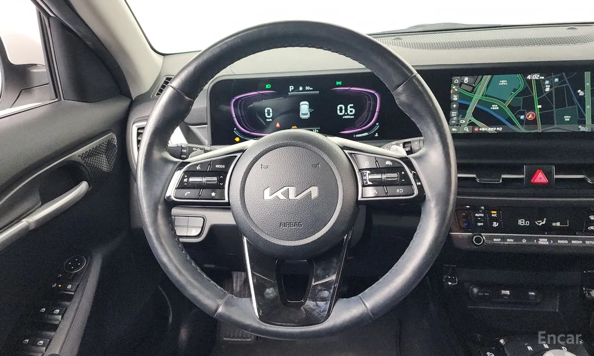 Фото 13 - Kia Seltos