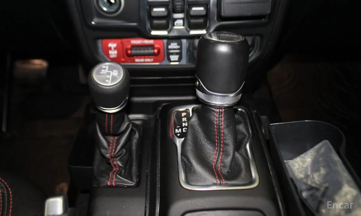 Фото 9 - Jeep Gladiator