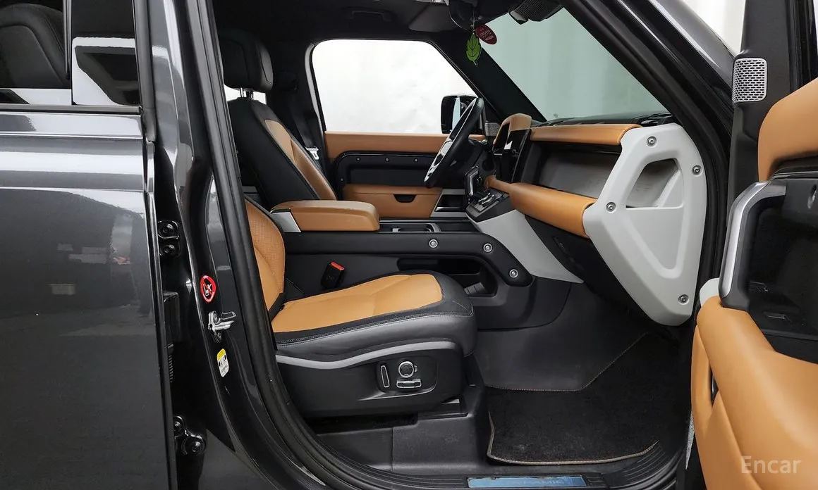 Фото 11 - Land Rover Defender