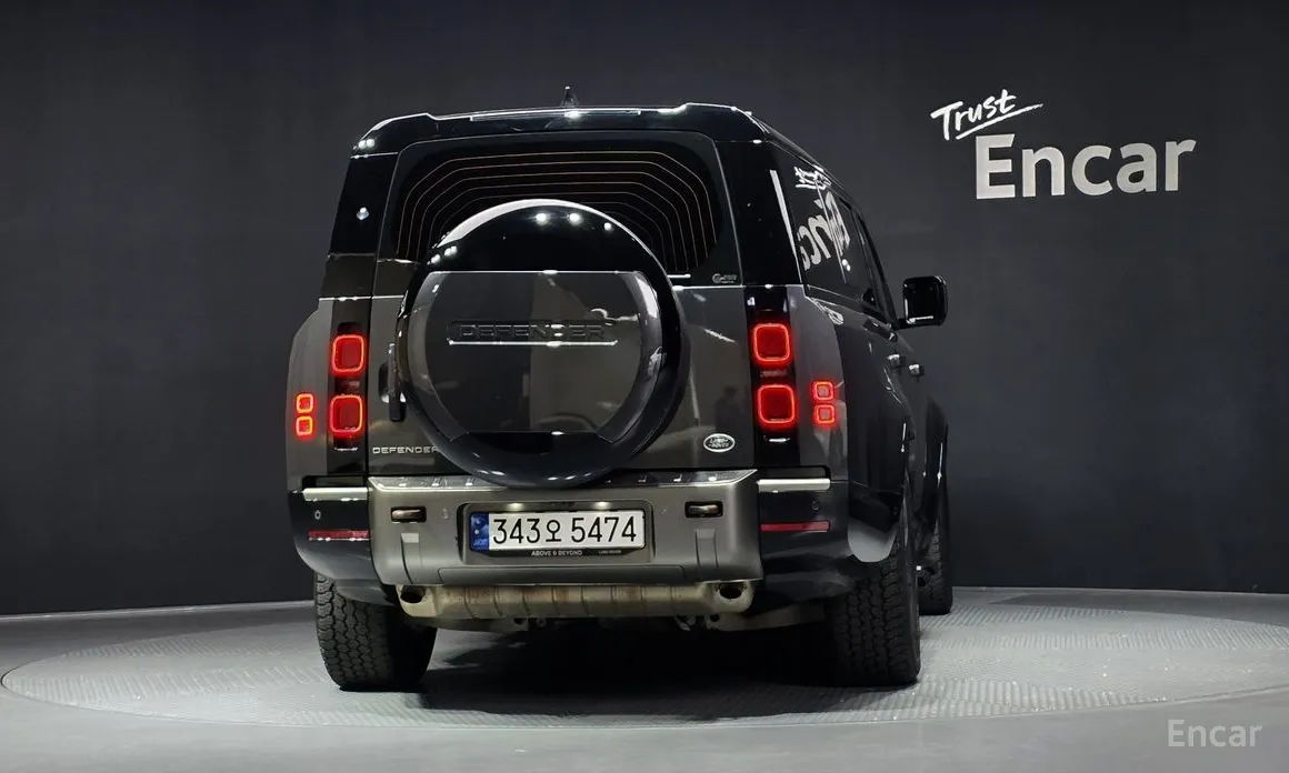 Фото 4 - Land Rover Defender