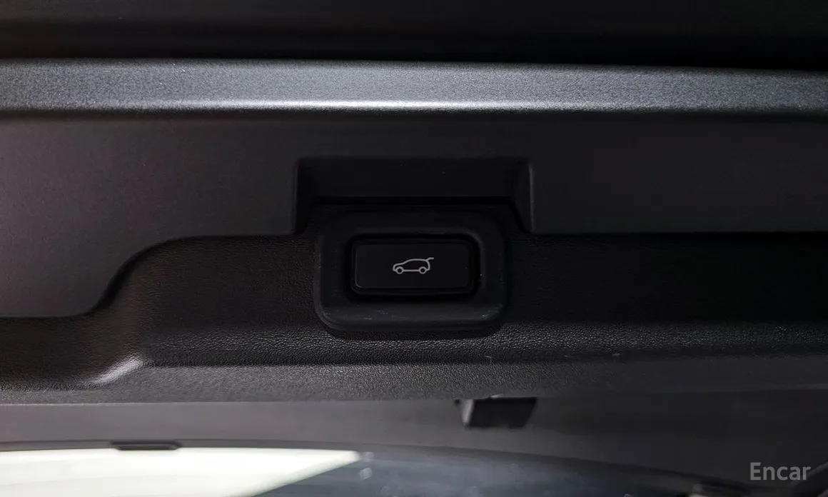 Фото 18 - Land Rover Discovery