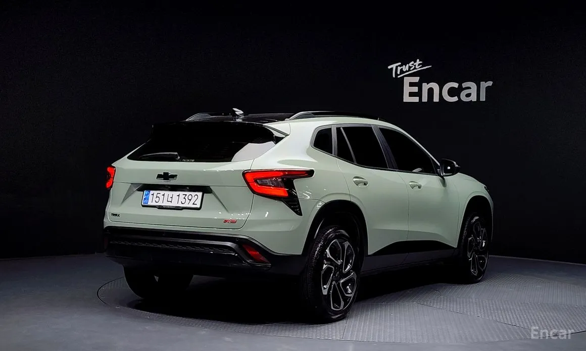 Фото 2 - Chevrolet Trax