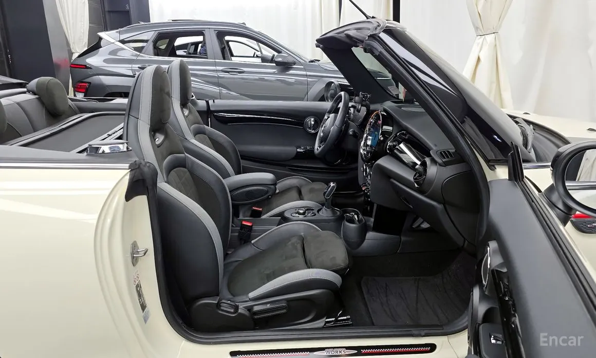 Фото 11 - Mini Cooper Convertible