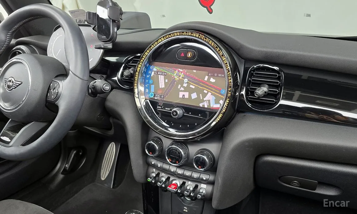 Фото 14 - Mini Cooper Convertible