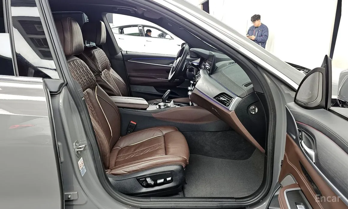 Фото 11 - BMW Gran Turismo