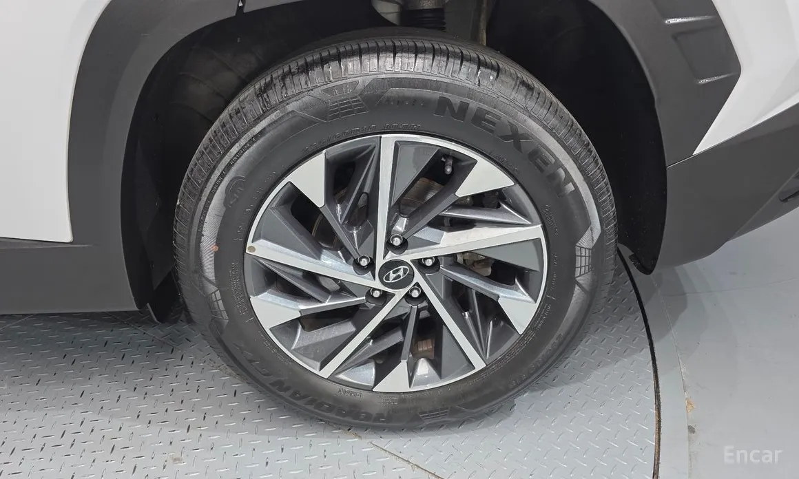 Photo 5 - Hyundai Tucson