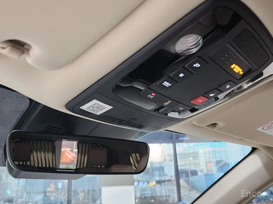 Фото 12 - Kia Carnival