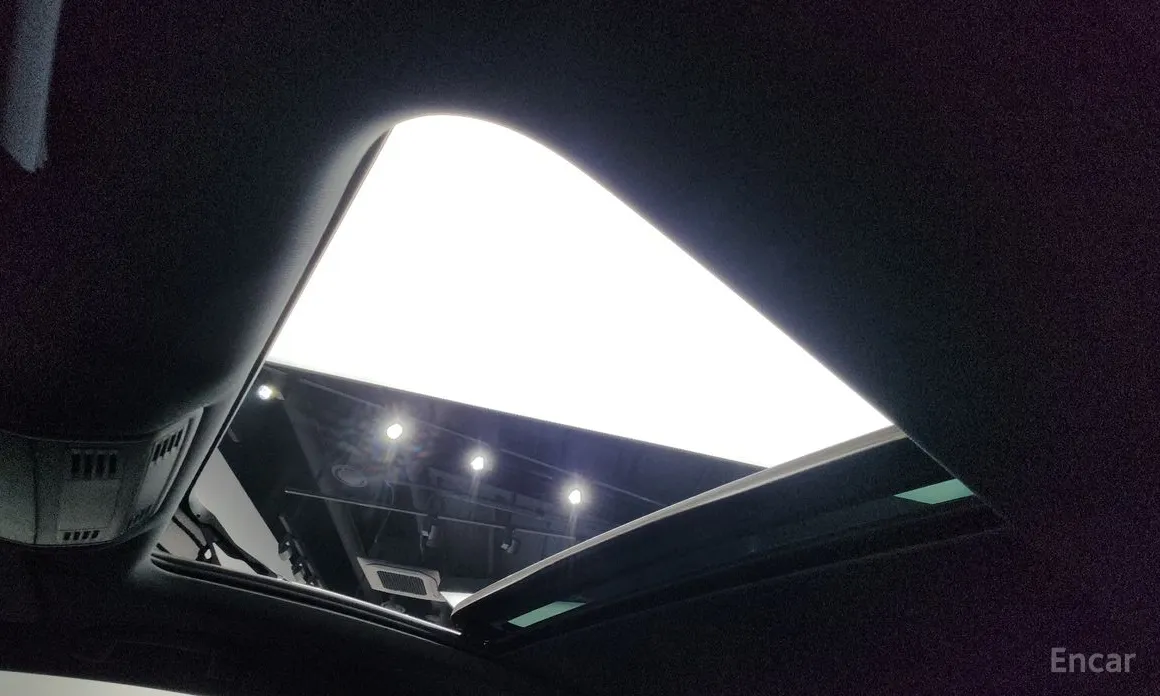 Фото 19 - Volkswagen T-Roc