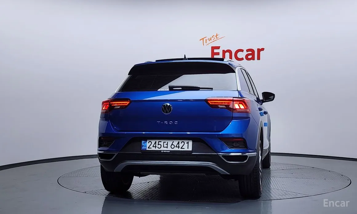 Фото 4 - Volkswagen T-Roc