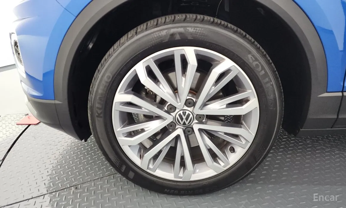 Фото 5 - Volkswagen T-Roc