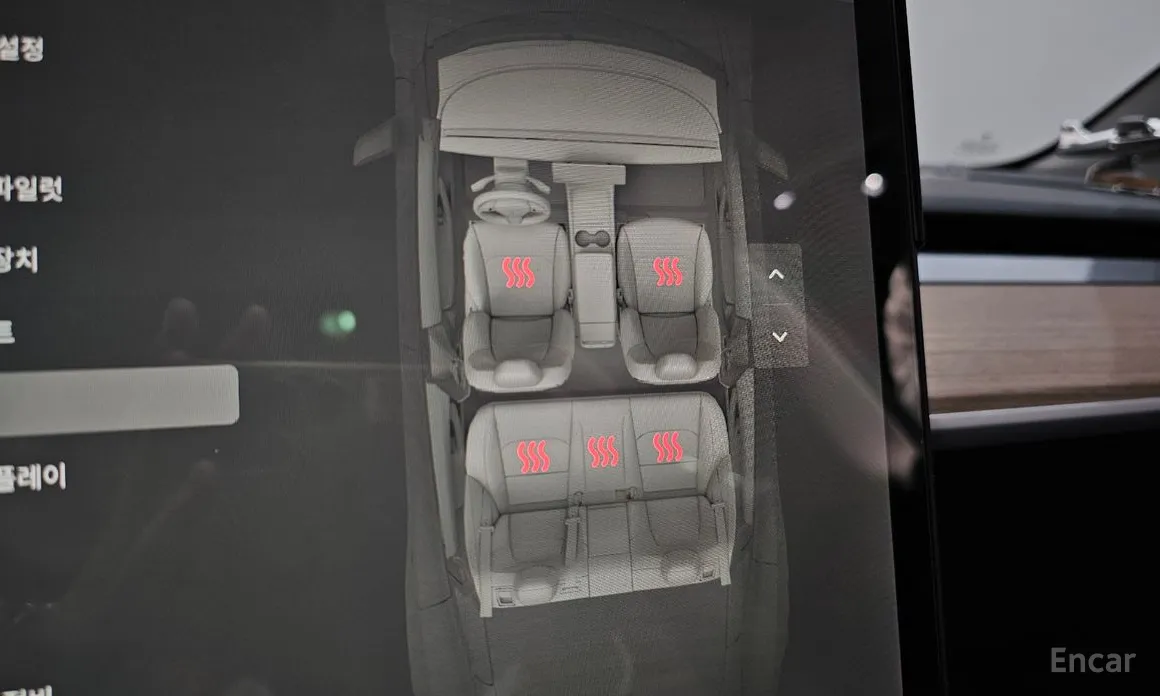 Фото 18 - Tesla Model 3