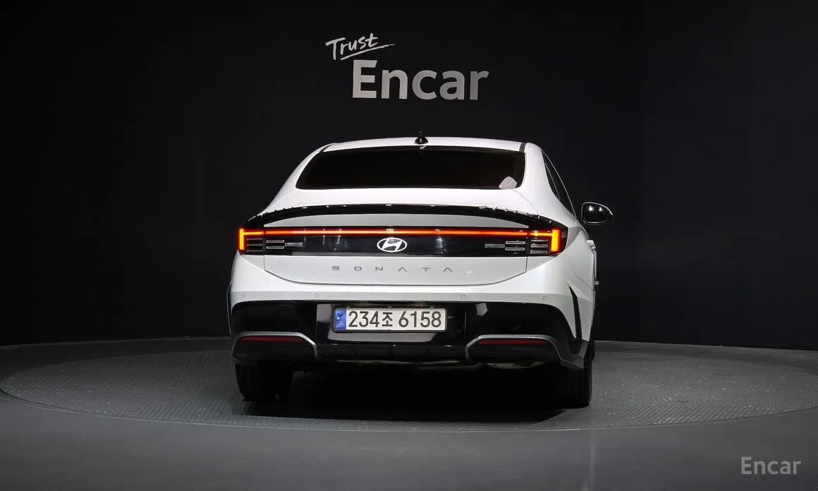 Фото 4 - Hyundai Sonata