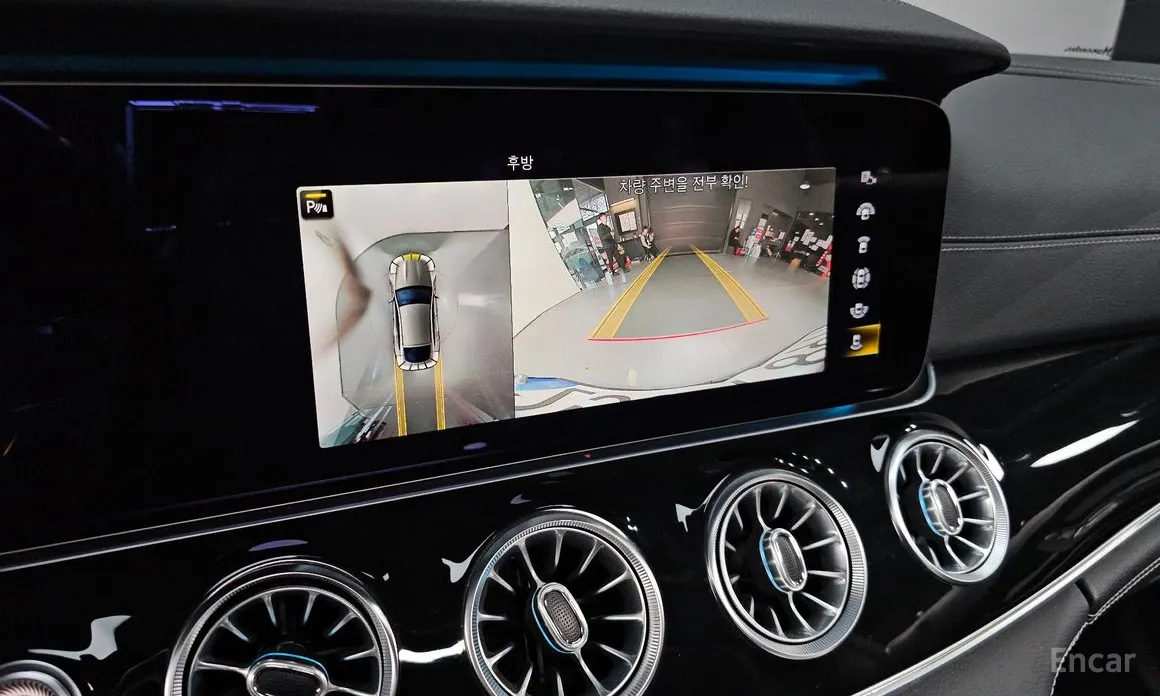 Фото 15 - Mercedes-Benz AMG GT