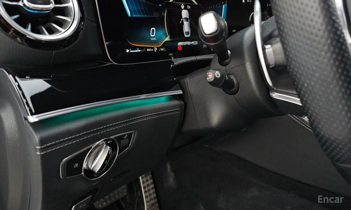 Фото 18 - Mercedes-Benz AMG GT