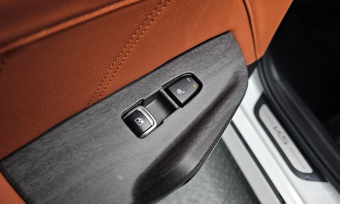 Photo 17 - Kia K5