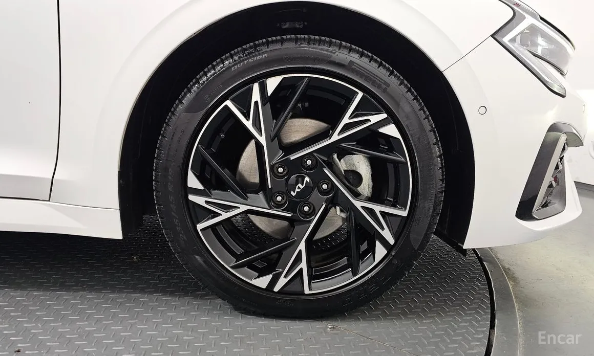 2023 Kia K5