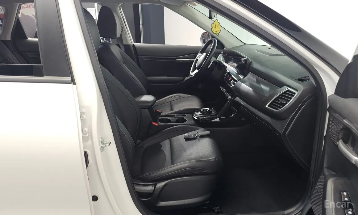 Фото 11 - Kia Seltos