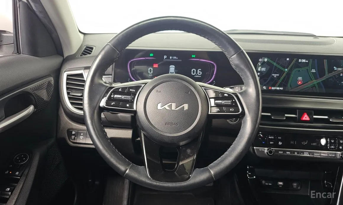 Фото 13 - Kia Seltos