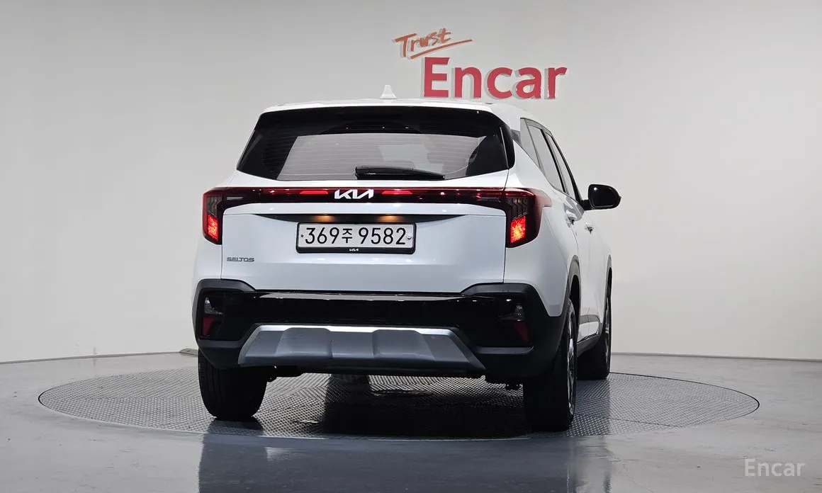Фото 4 - Kia Seltos
