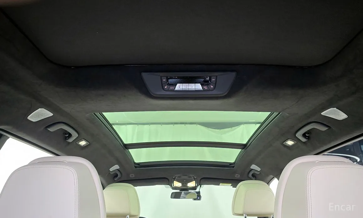 Фото 19 - BMW X7