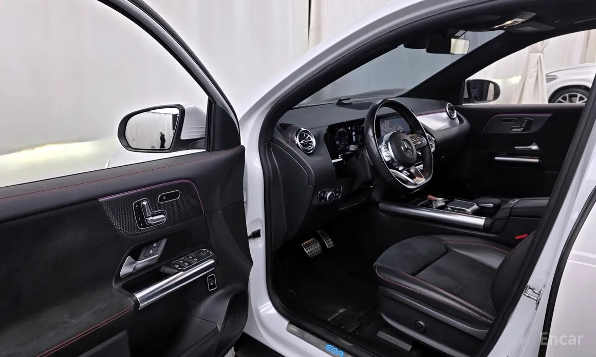 Фото 10 - Mercedes-Benz EQA