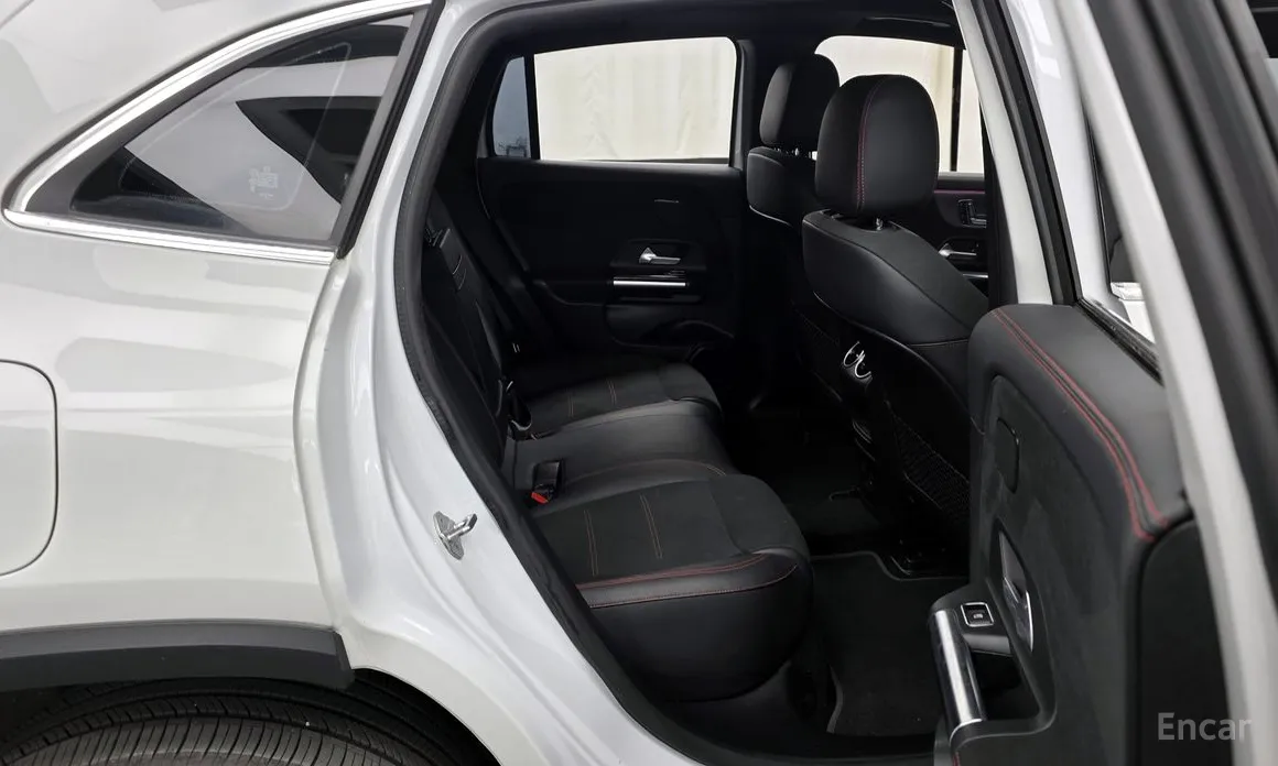 Фото 12 - Mercedes-Benz EQA