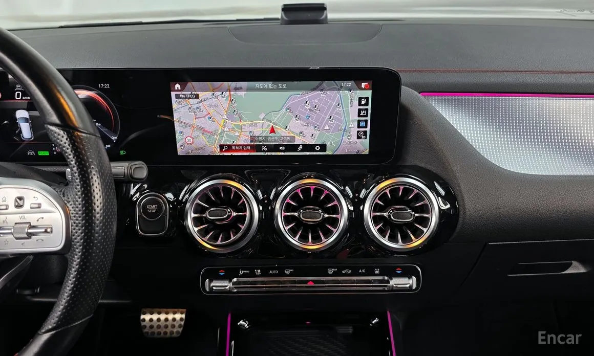 Фото 14 - Mercedes-Benz EQA