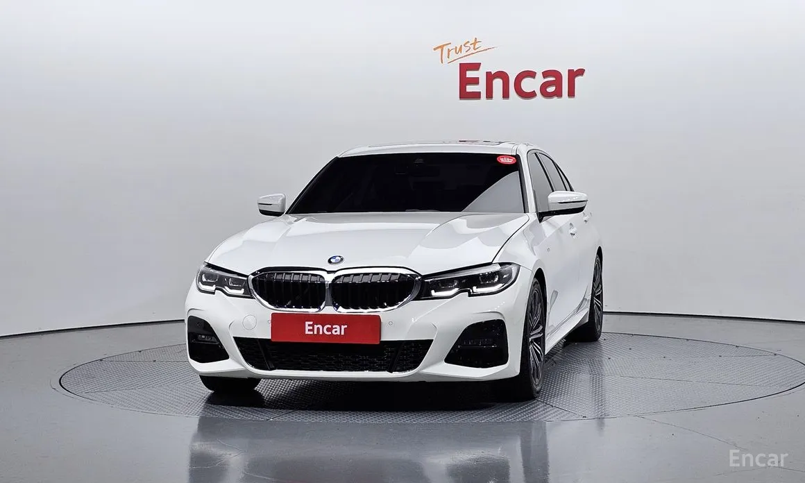 Photo 3 - BMW 3 Series