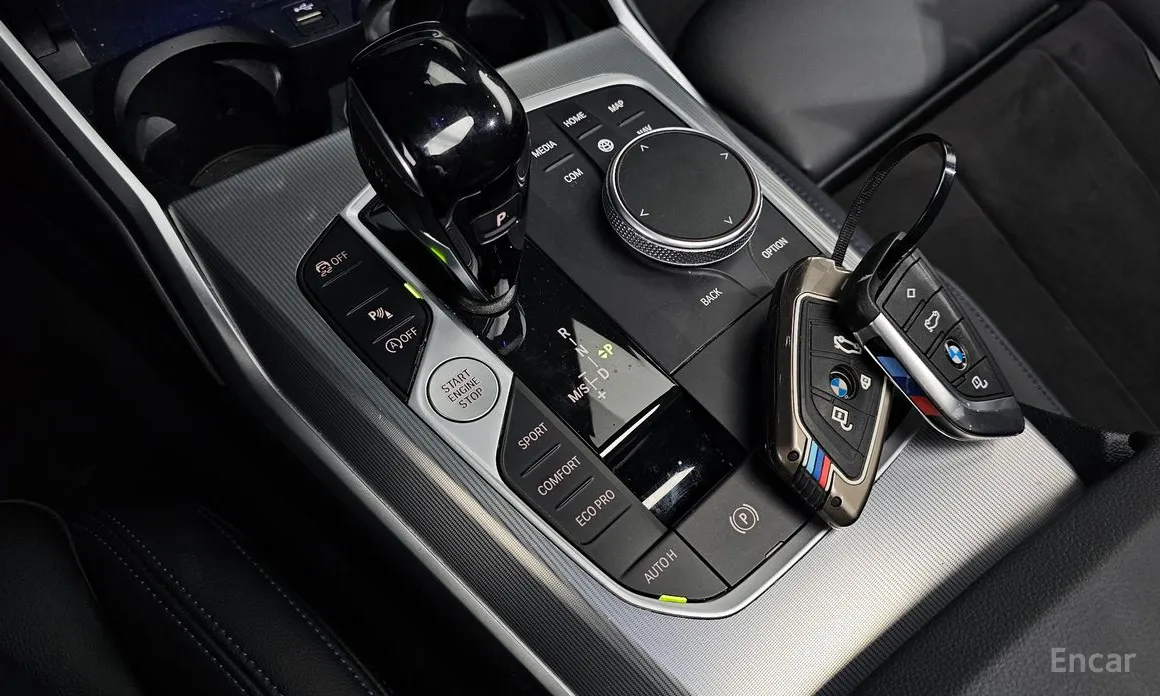 Photo 9 - BMW 3 Series