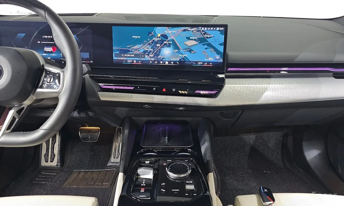 Фото 14 - BMW 5 Series