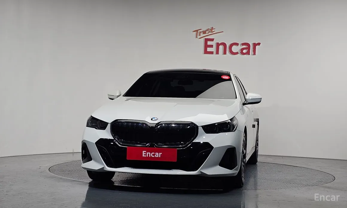 Фото 3 - BMW 5 Series