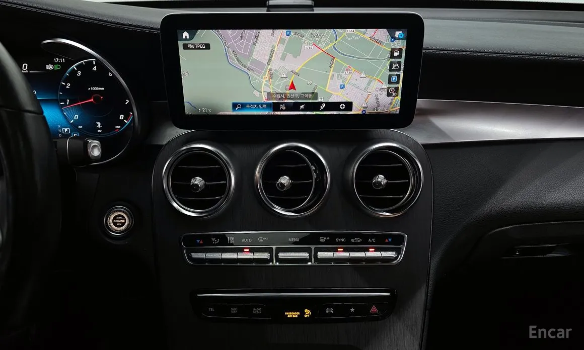 Mercedes-Benz GLC-Class 2016 GLC300 4MATIC
