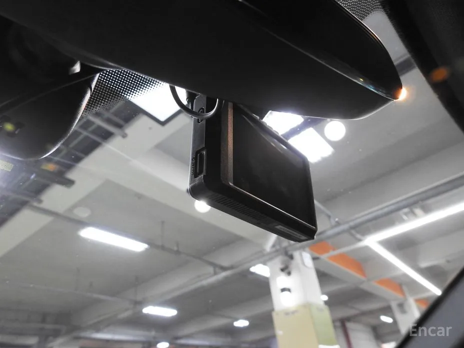 Фото 12 - Audi A6