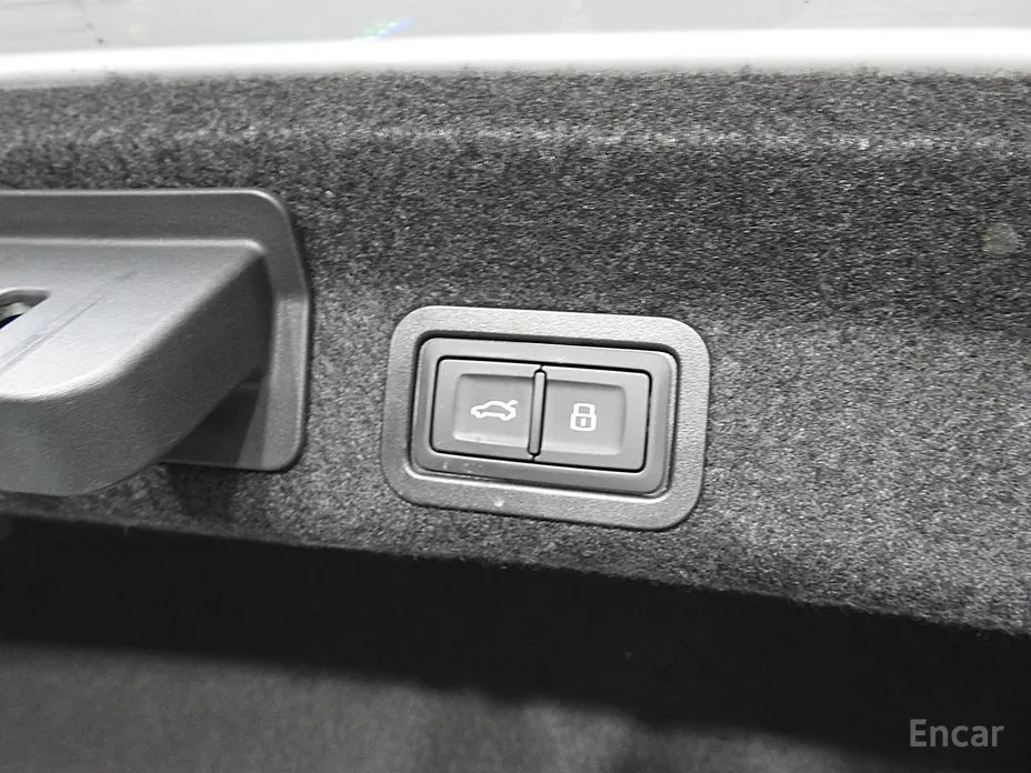 Фото 13 - Audi A6