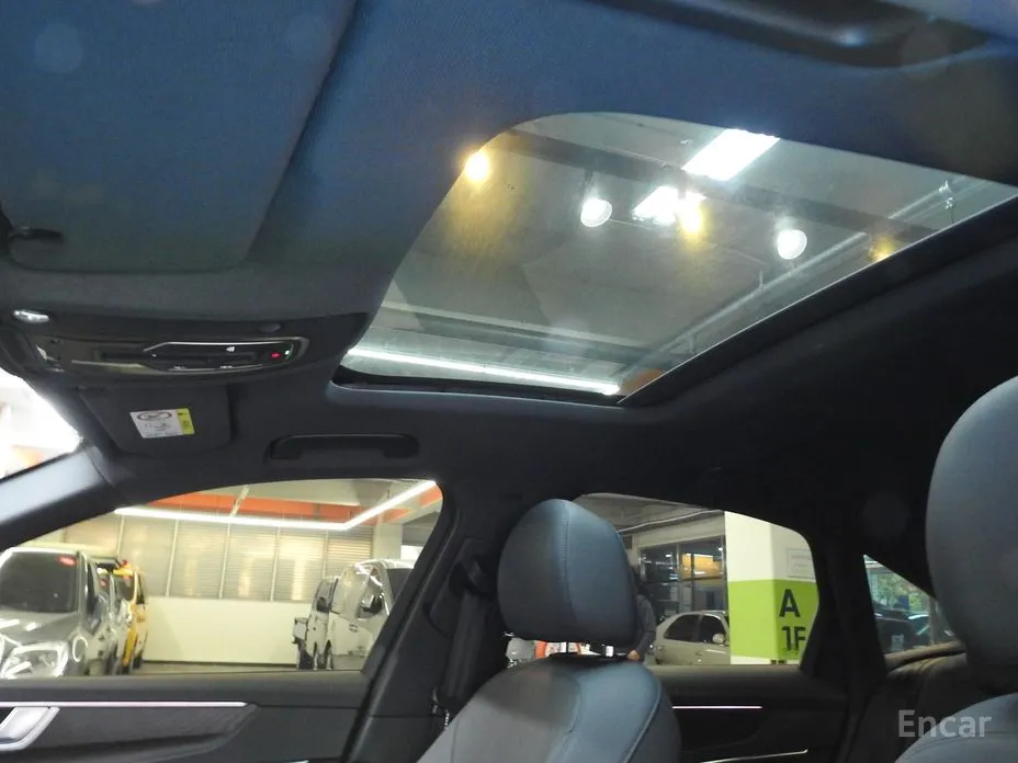 Фото 15 - Audi A6