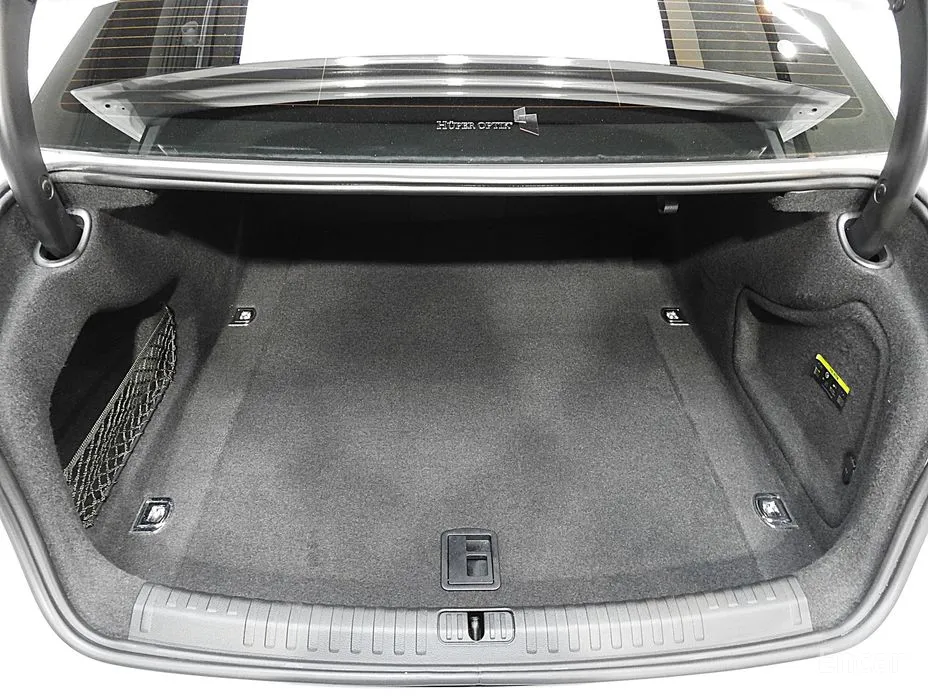 Фото 16 - Audi A6