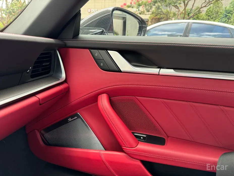 Фото 13 - Porsche 911