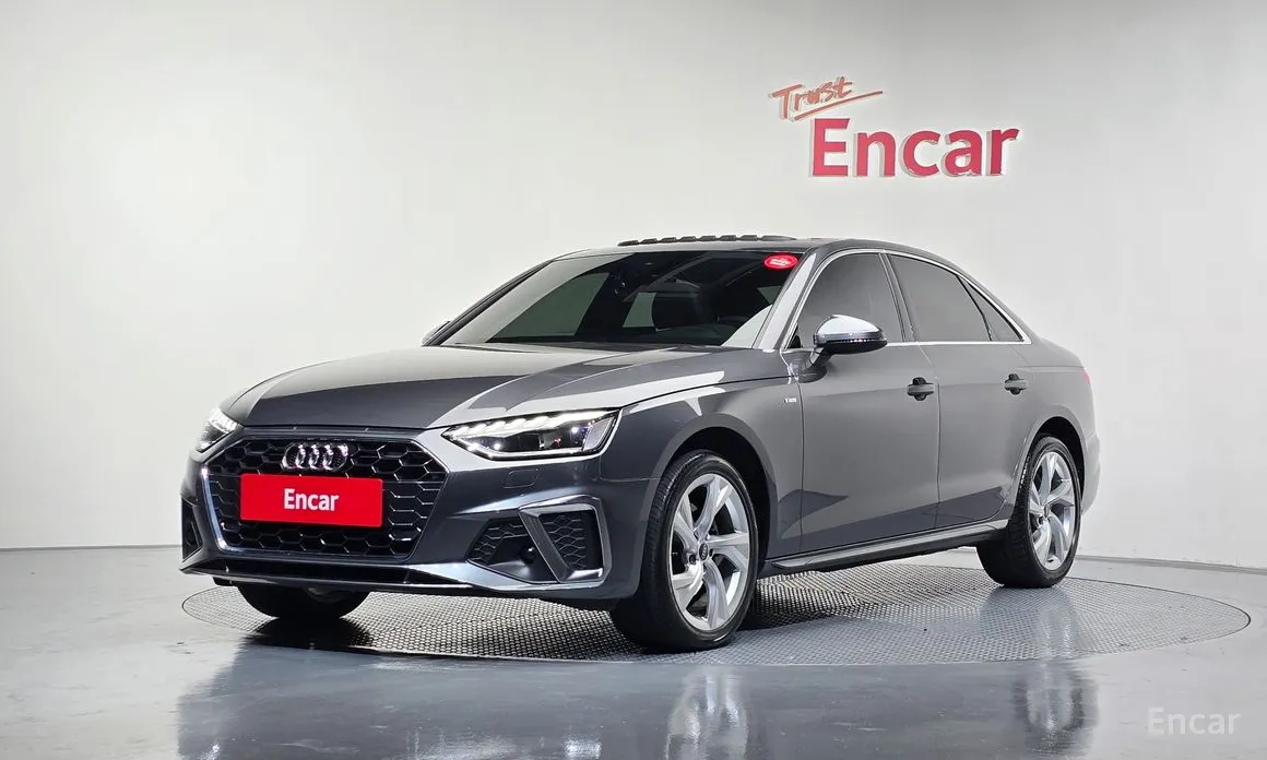 Фото 1 - Audi A4