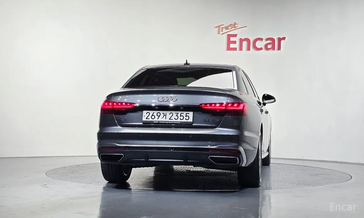 Фото 4 - Audi A4