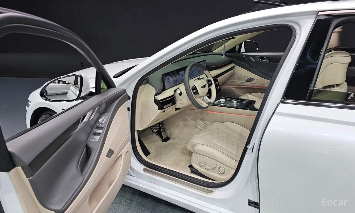 Фото 11 - Genesis G80