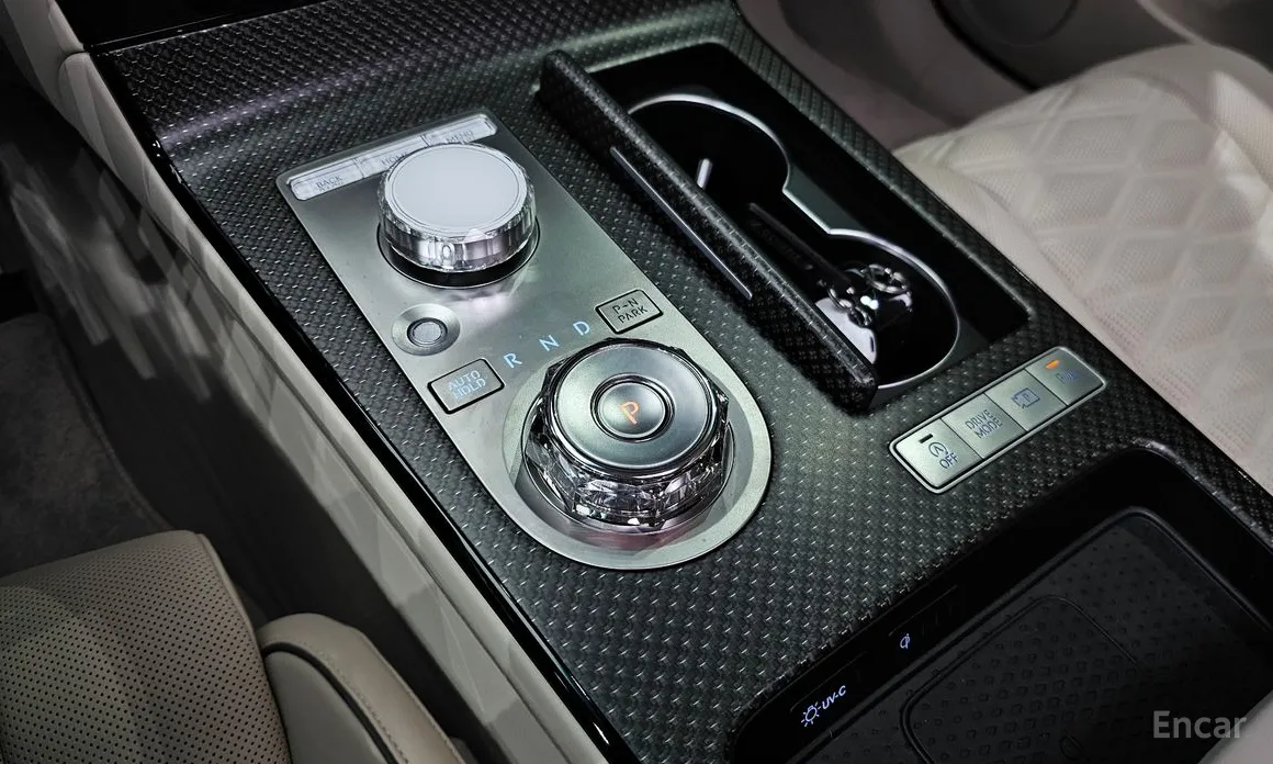 Фото 9 - Genesis G80