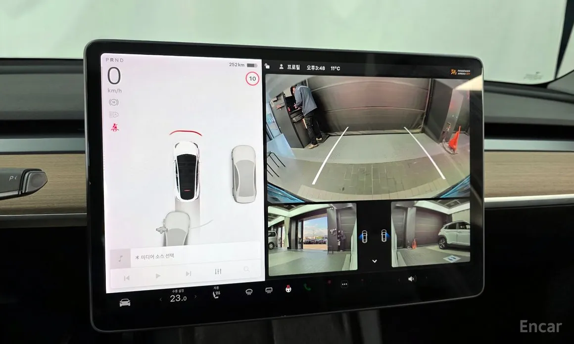 Фото 15 - Tesla Model Y