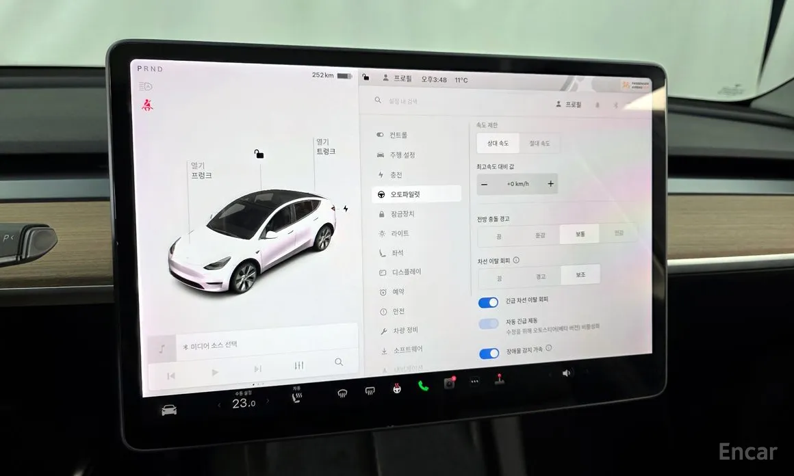 Фото 16 - Tesla Model Y