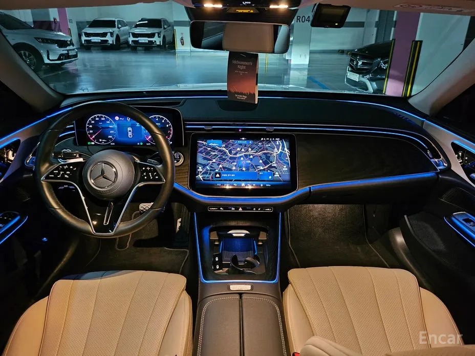 Фото 7 - Mercedes-Benz E-Class