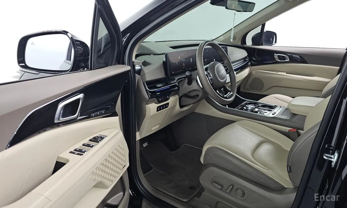 Фото 11 - Kia Carnival