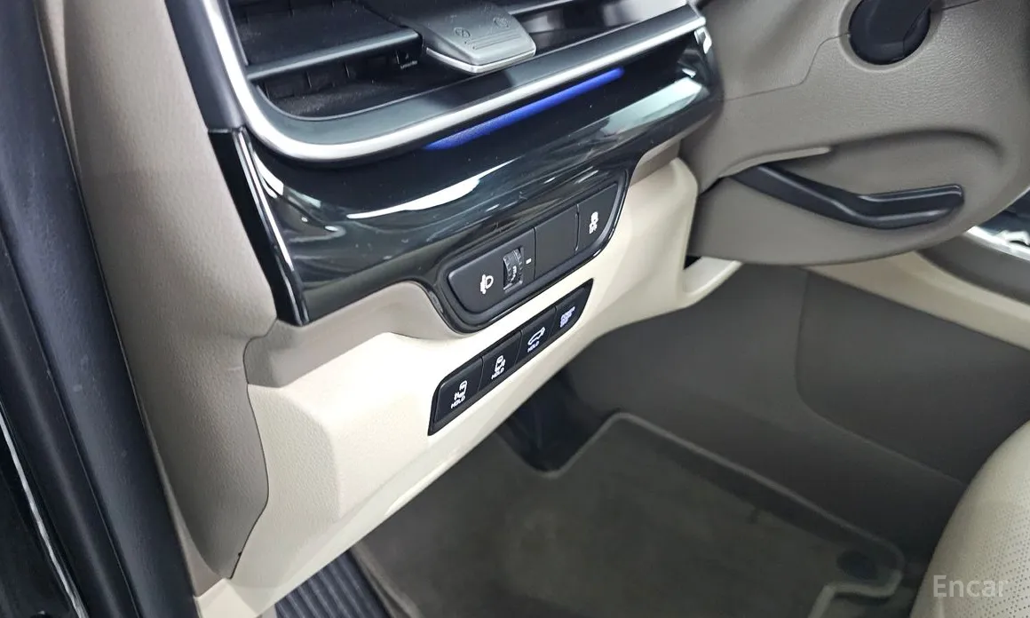 Фото 16 - Kia Carnival