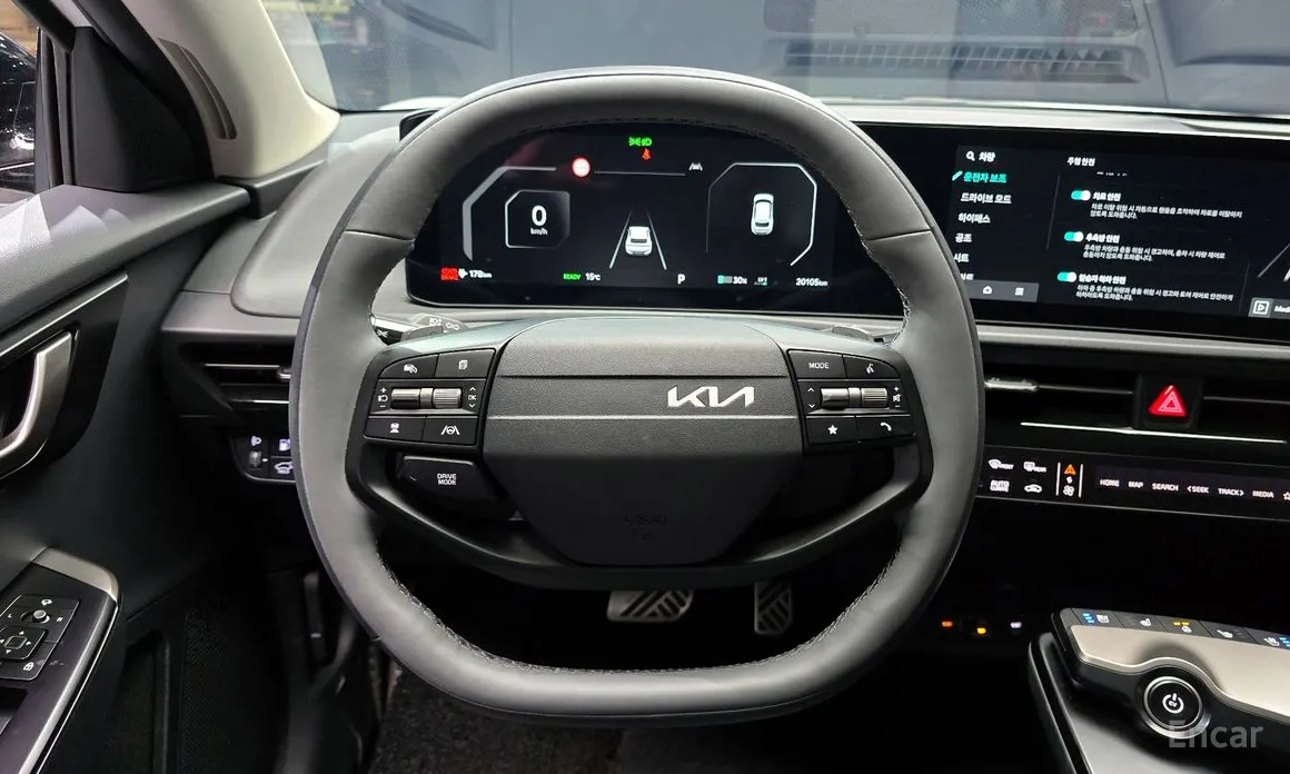 Фото 13 - Kia EV6